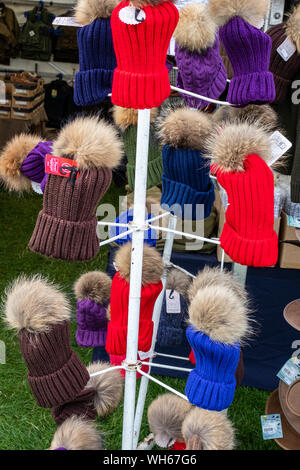 Stand commerciali e punti vendita alimentari a Chatsworth House Country Fair 2019,Peak District,Derbyshire.England Regno Unito Foto Stock