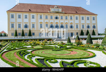 Immergetevi nel mondo affascinante del Barocco. Lascia che la bellezza del Principe Eugenio's Country Estate Schloss Hof opera la sua magia speciale! Foto Stock