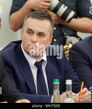 Kiev, Ucraina. 02Sep, 2019. Testa dell'anticorruzione specializzate del Procuratore Nazar Kholodnitsky assiste ad una riunione con la leadership del parlamento ucraino, il Consiglio dei Ministri e la legge presso l'ufficio presidenziale a Kiev. Credito: SOPA Immagini limitata/Alamy Live News Foto Stock