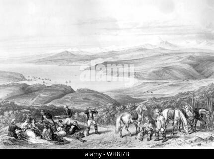 Vista delle Ande da colline sopra la baia di Valparaiso, con il picco del vulcano Aconcagua sulla destra Foto Stock