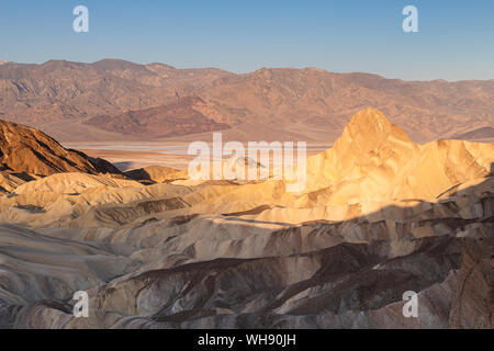 Zabriskie Point nel Parco Nazionale della Valle della Morte, California, Stati Uniti d'America, America del Nord Foto Stock