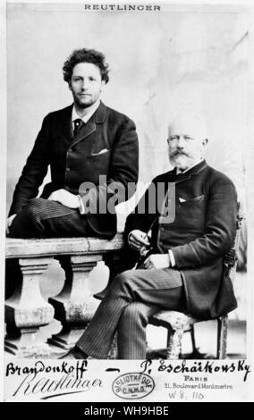 Pyotr Il'yich Tchaikovsky (1840-93), il compositore russo (sulla destra). Brandon (Koff sulla sinistra?) Foto Stock