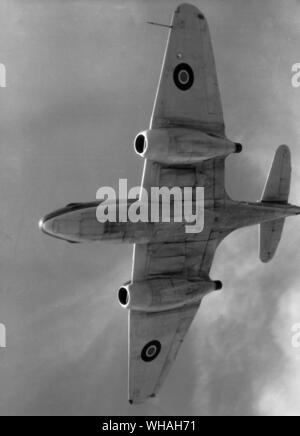 La RAF 'Meteor' a propulsione jet fighter. Worm vista di Meteor in volo. Prima di velivoli a getto ad entrare in servizio della RAF nel luglio 1944 e l'unico Allied jet da combattimento per essere utilizzato operativamente durante la seconda guerra mondiale Foto Stock