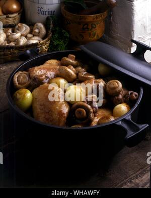 Ricette francesi . . Coq au Vin.. Il pollo cotto nel vino. Foto Stock