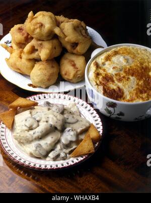 Farcite Kromeskies Bacon rotoli. White Devil. Dunelm di pollo Foto Stock