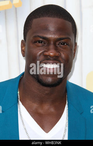 ***FILE FOTO*** Kevin Hart recuperando da Back Surgery dopo un incidente d'auto. Città di Culver, CA - 08 giugno: Kevin Hart Spike TV Guys Choice 2013 di Sony Pictures Studios su Giugno 8, 2013 in Culver City, California.MPI99/MediaPunch Inc. Foto Stock