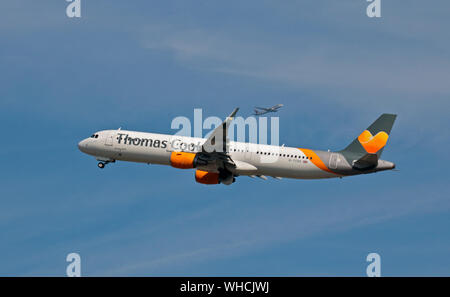 Thomas Cook Airlines Airbus A321-211, Gatwick, Regno Unito Foto Stock