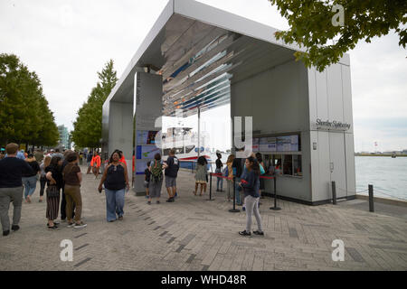 Litorale visite guidate biglietteria sulla Navy Pier di chicago, illinois, Stati Uniti d'America Foto Stock