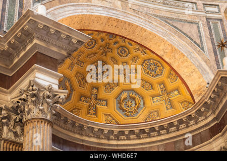 Dettagli dell interno del Pantheon di Roma, Italia Foto Stock