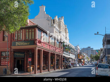 Bar, ristoranti e gli ostelli sulla lunga strada in Città del Capo Western Cape, Sud Africa Foto Stock