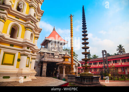 Shree Mahalasa Narayani Mandir è un tempio indù situato nel vicino Mardol Ponda in Goa, India Foto Stock