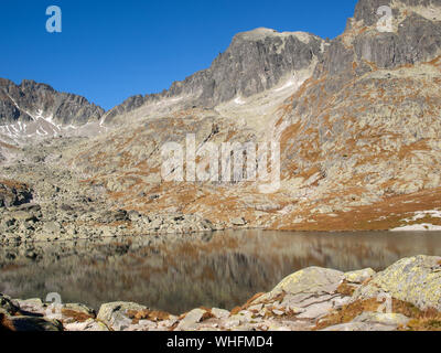 Valle dei Cinque Laghi Spls. Alti Tatra, Slovacchia. Foto Stock