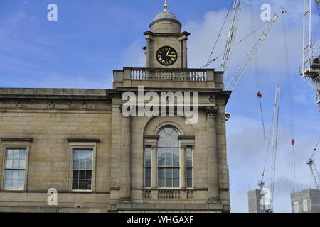 La città di Edimburgo è la capitale della Scozia grandi quantità di visita turistica della città Foto Stock