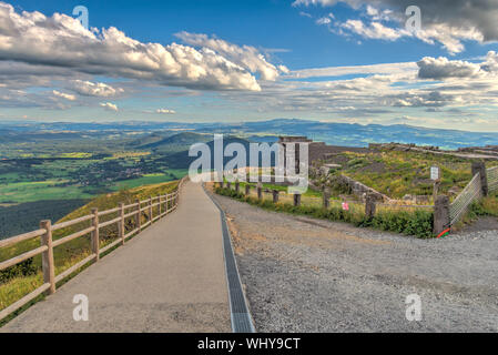 Panorama dal Puy de Dome, Auvergne, Francia Foto Stock