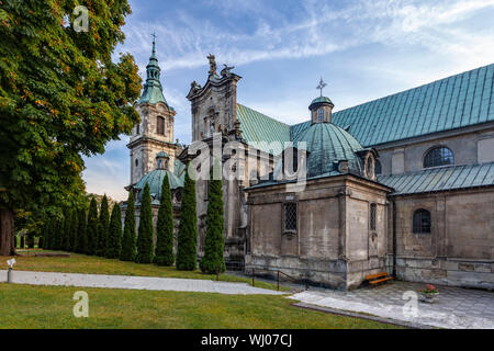 Jedrzejow Cistercense - chiesa e monastero cistercense arcidiocesi, Polonia, nel presbiterio, Voivodato Świętokrzyskie Foto Stock