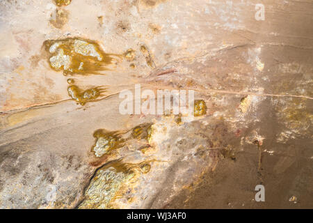 Paesaggio surreale di Hverir area geotermale nei pressi del Lago Myvatn, Islanda Foto Stock