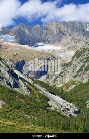 Steinlauihorn nelle Alpi Bernesi affacciato Handegg, Svizzera. Visto da sud est Foto Stock