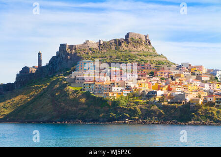 Castelsardo è una cittadina turistica e comune in Sardegna, Italia, situato nel nord-ovest dell'isola in provincia di Sassari, all'estremo orientale Foto Stock