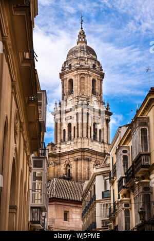 Vista sul belfray del Malaga la cattedrale di Foto Stock