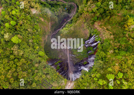 Antenna fuco immagine di Tumpak Sewu cascata in Java Orientale, Indonesia Foto Stock