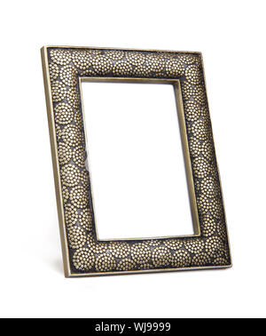Vuoto il telaio in metallo per le foto, dipinti con ornamento, senza contenuto su uno sfondo bianco, tagliate, percorso di clipping, mocap per la progettazione Foto Stock