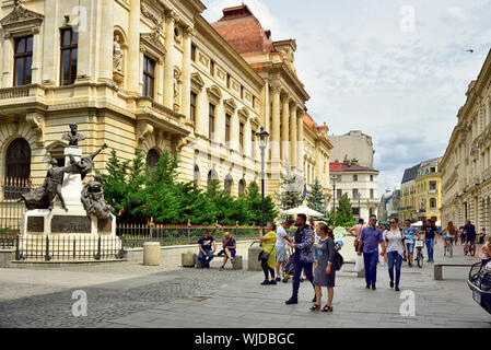 Smardan street (Strada Smardan) la principale strada pedonale piena di ristoranti nel centro di Bucarest. La Romania Foto Stock