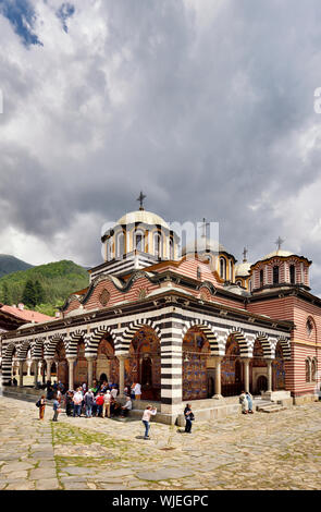 Il monastero di Rila (Monastero di San Ivan Rilski), la più grande chiesa ortodossa orientale monastero in Bulgaria. Un sito Patrimonio Mondiale dell'UNESCO. La Bulgaria Foto Stock