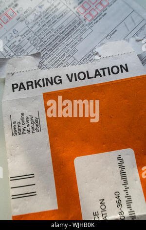 Parcheggio violazione avvolgono e Ticket, NYC Foto Stock