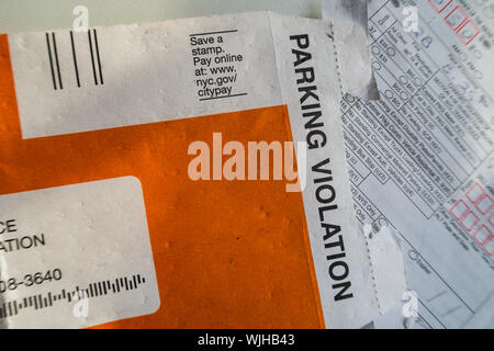 Parcheggio violazione avvolgono e Ticket, NYC Foto Stock