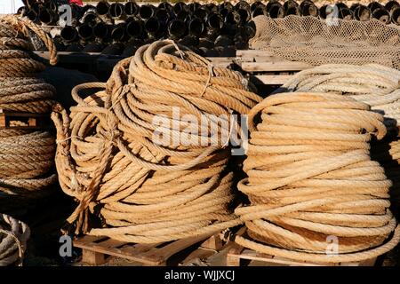 Impilati thread marino, pescatore professionista stuff Foto Stock