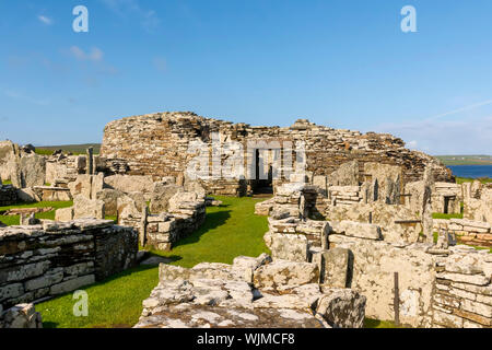 Broch di ingresso Gurness Orkney Islands, Scozia. Un broch è un ferro arrotondato torre di età unica per la Scozia. Foto Stock