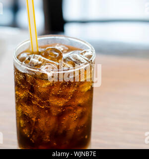 Coca cola nel ristorante è popolare in molti paesi Foto Stock