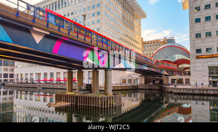 London, Regno Unito - 21 Maggio 2018: anary Wharf è una proprietà commerciale, è uno dei principali centri finanziari del Regno Unito, insieme con la città di Lo Foto Stock