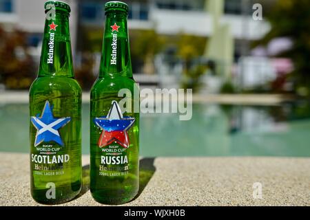 La Scozia contro la Russia, Heineken 2019 Giappone Coppa del Mondo di Rugby di bottiglie di birra Foto Stock