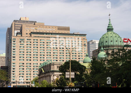 Montreal, CA - 3 Settembre 2019: facciata della Queen Elizabeth Hotel Fairmont a René Lévesque Bld. Foto Stock