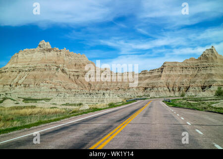 Un modo lungo la strada del Parco nazionale Badlands, Dakota del Sud Foto Stock