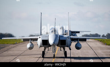 Forza Aerea israeliana F15s a RAF Waddington, Lincolnshire, Regno Unito. Prendendo parte a esercitare il Cobra Warrior 2019. Foto Stock