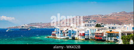 Paesaggio panoramico vista della piccola Venezia a Mykonos, Grecia. Foto Stock