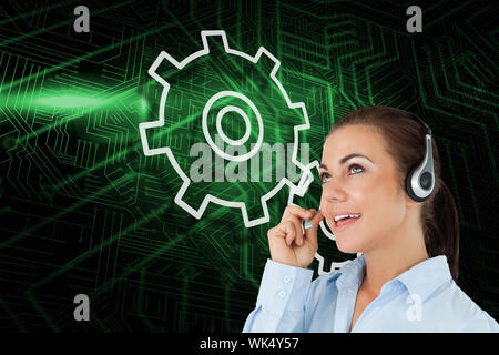 Immagine composita della ruota dentata e la ruota con il call center lavoratore contro verde e nero scheda di circuito Foto Stock