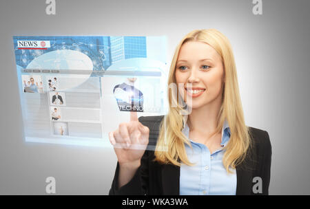 Business, tecnologia Internet e networking concetto - imprenditrice premendo i pulsanti su schermo virtuale Foto Stock