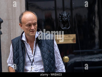 Londra il 4 settembre 2019, Dominic Cummings, PM's Special Advisor, ottiene in PM's auto a 10 Downing Street, Londra Credit Ian Davidson/Alamy Live News Foto Stock