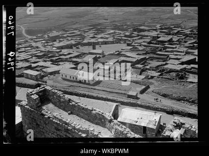 Jebel el-Drusi & Hauran. Salkhad. Vista della città dalla collina del castello Foto Stock