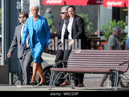 Leipzig, Germania. 31 Agosto, 2019. Christine Lagarde (l), designato Presidente della BCE, viene assegnato un dottorato onorario dall'Leipzig Graduate School of Management (HHL) al Cancelliere tedesco. Credito: Jan Woitas/dpa-Zentralbild/dpa/Alamy Live News Foto Stock