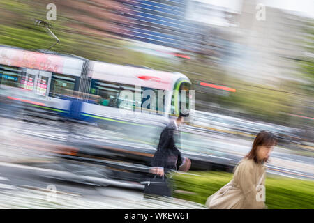 Il traffico intenso a Hiroshima, Giappone. Foto Stock