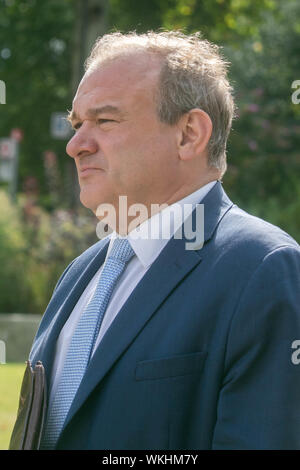 Westminster London, Regno Unito. 4th. Ed Davey liberale Partito Democratico Parlamentare per Kingston Surrey a Westminster per dare interviste ai media Credito: amer ghazzal/Alamy Live News Foto Stock