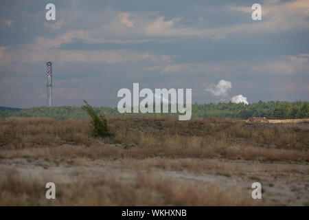 Polonia, BLEDOW 14 LUGLIO 2019: Bledow deserto (Pustynia Bledowska) area di sabbie in Slesia Highlands nella Piccola Polonia Voivodato Foto Stock