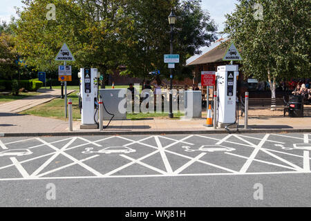 Ecotricity, carica elettrica punto, autostrada elettrica, Maidstone stazione di servizio, kent, Regno Unito Foto Stock