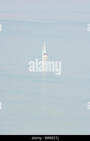 Barca a vela, lago di Balaton, Ungheria. La vacanza estiva. Foto Stock