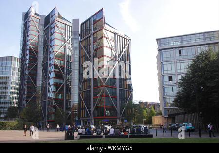 Appartamenti di lusso Holland Street South Bank di Londra Foto Stock