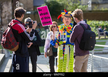 La piazza del Parlamento, Londra, Regno Unito. 4° settembre 2019. Migliaia di persone partecipano a un rally in piazza del Parlamento per fermare il colpo di stato e la retromarcia Brexit. Penelope Barritt/Alamy Live news Foto Stock